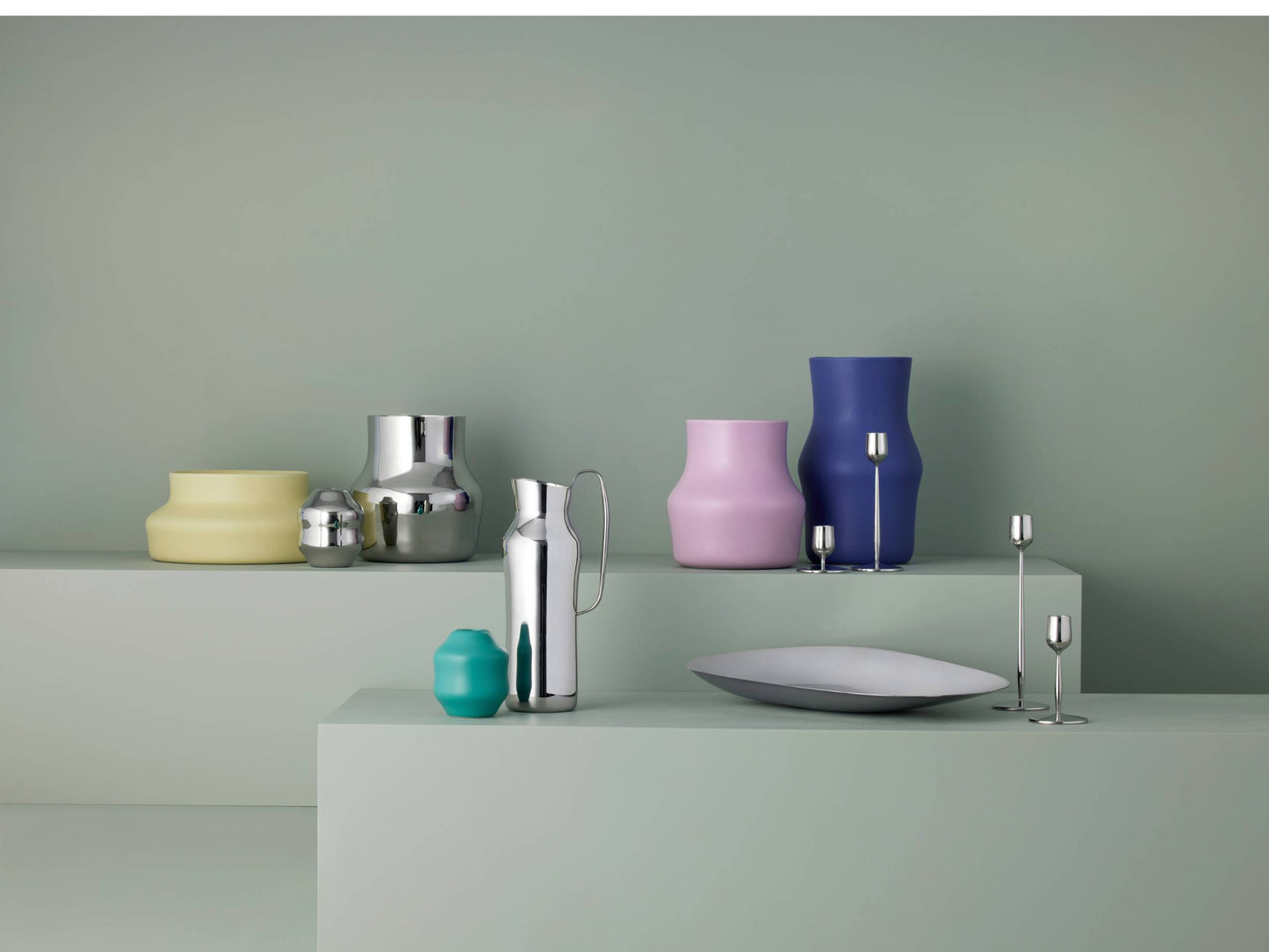 Dorotea Iris Blue Vase