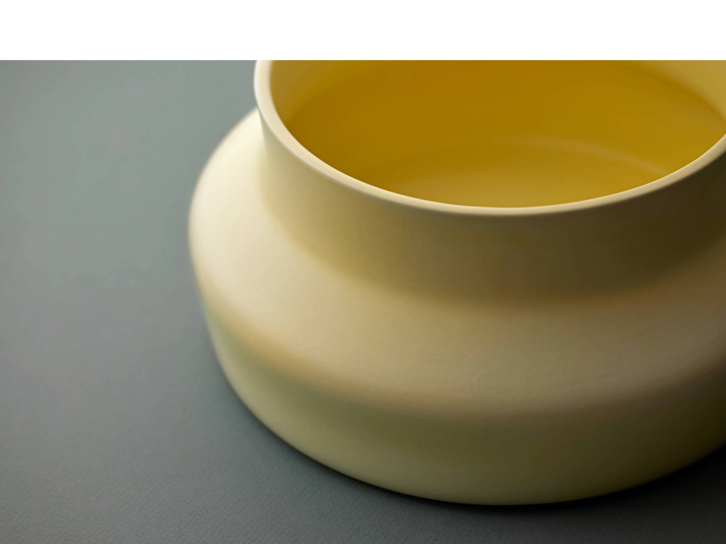 Dorotea Mellow Yellow Vase