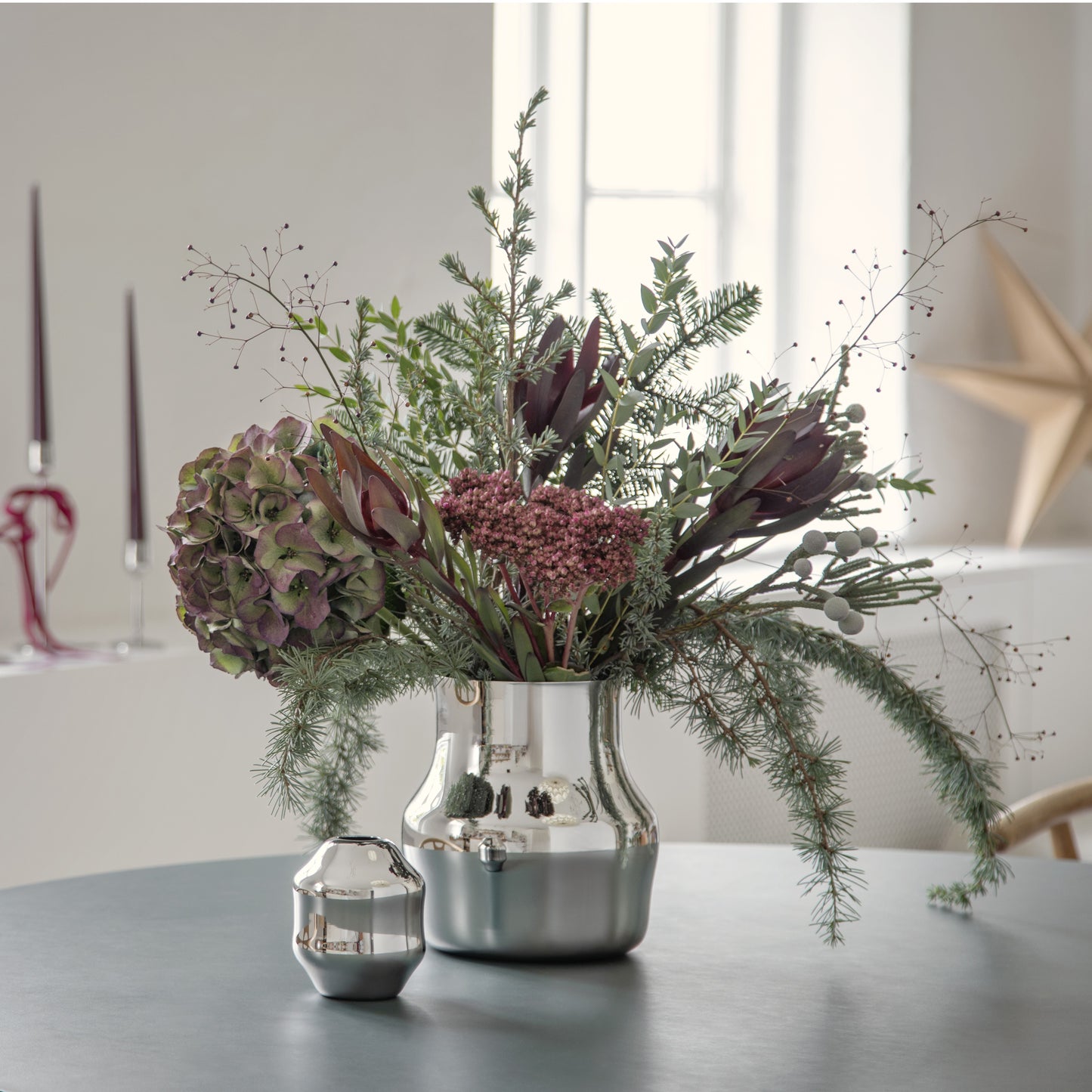 Dorotea Polished Steel Vase S