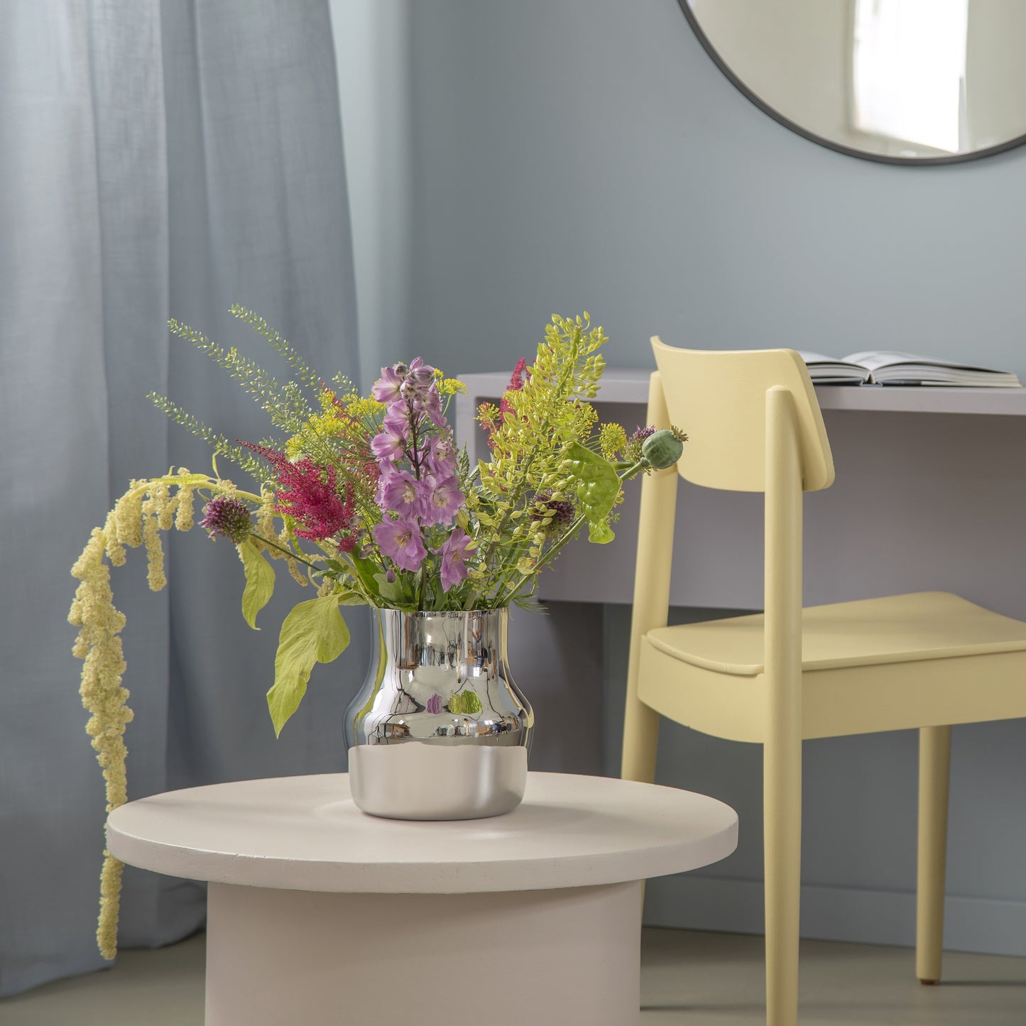 Dorotea Polished Steel Vase L