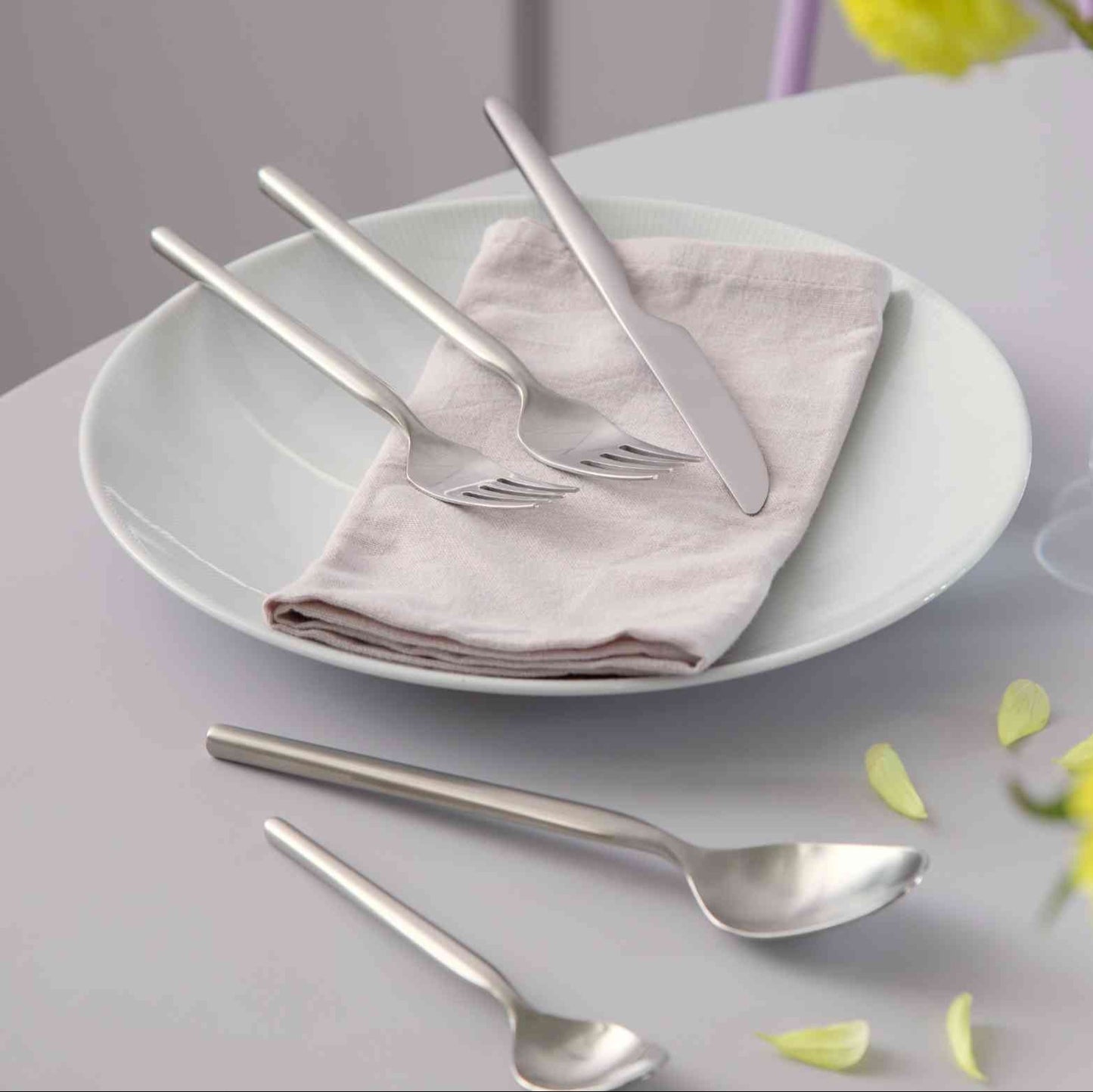 Dorotea 20-Piece Cutlery Set
