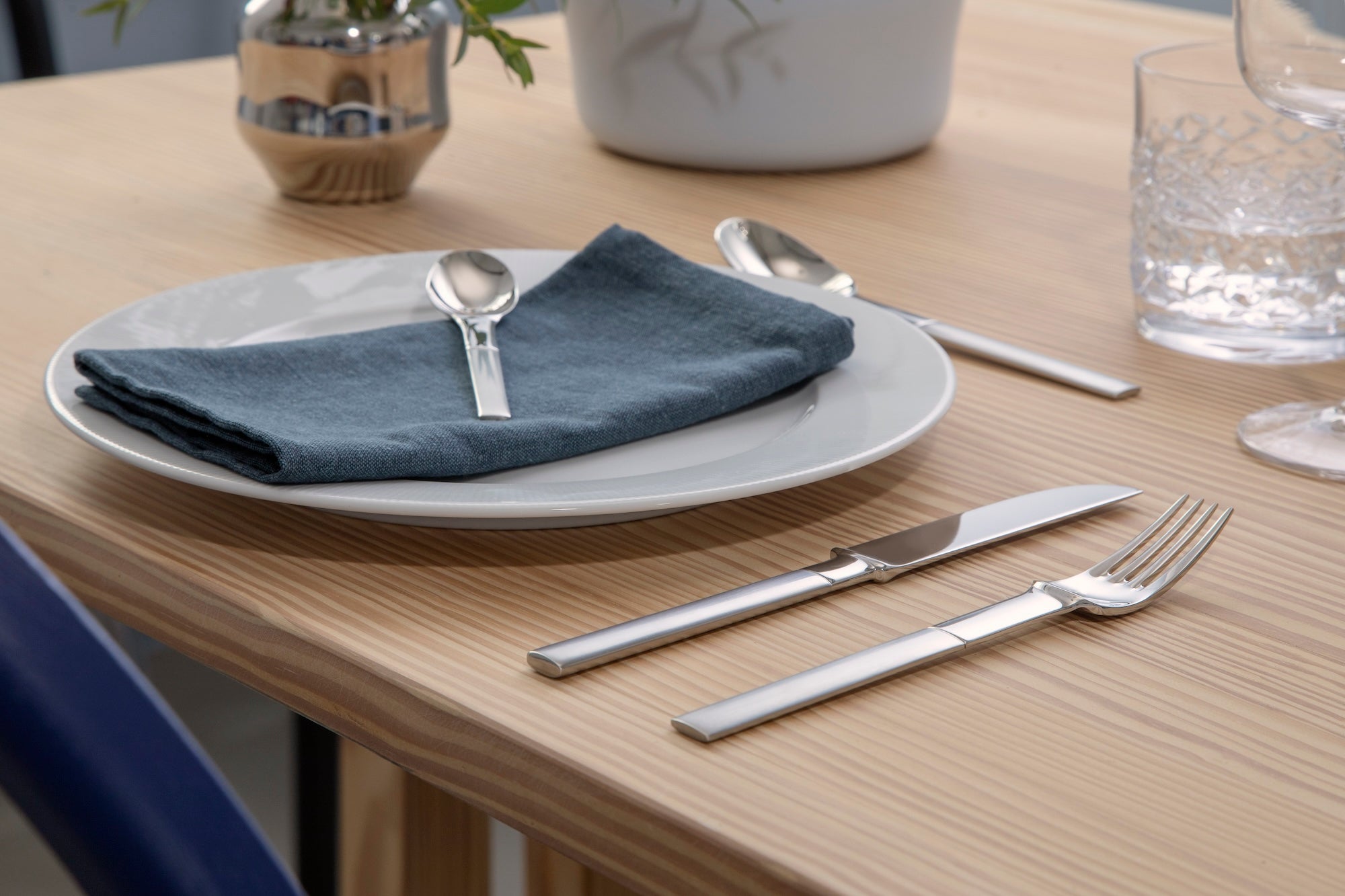 How to Choose the Best Flatware Set for Everyday Use and Entertaining ...