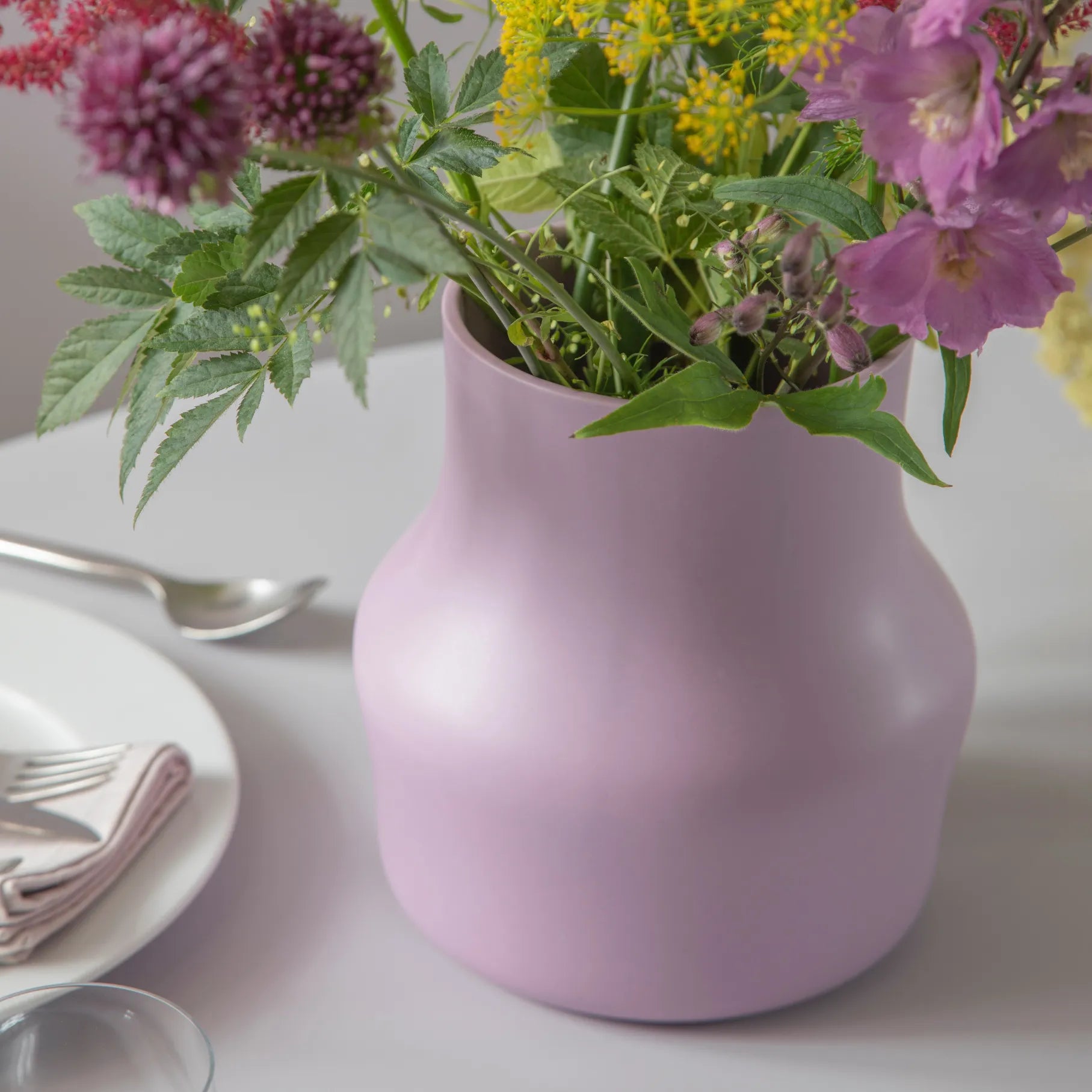 Dorotea Lilac Purple Vase