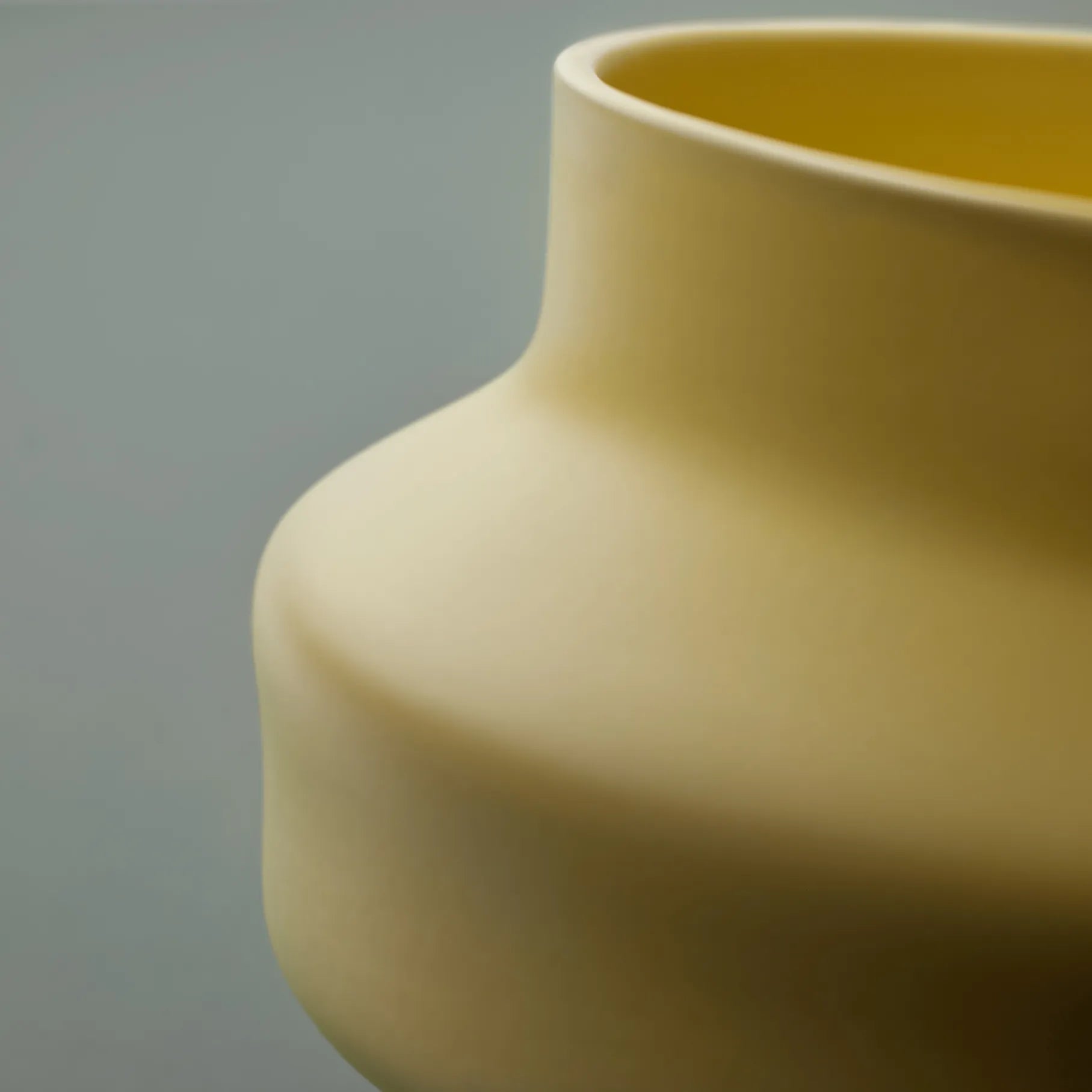 Dorotea Mellow Yellow Vase