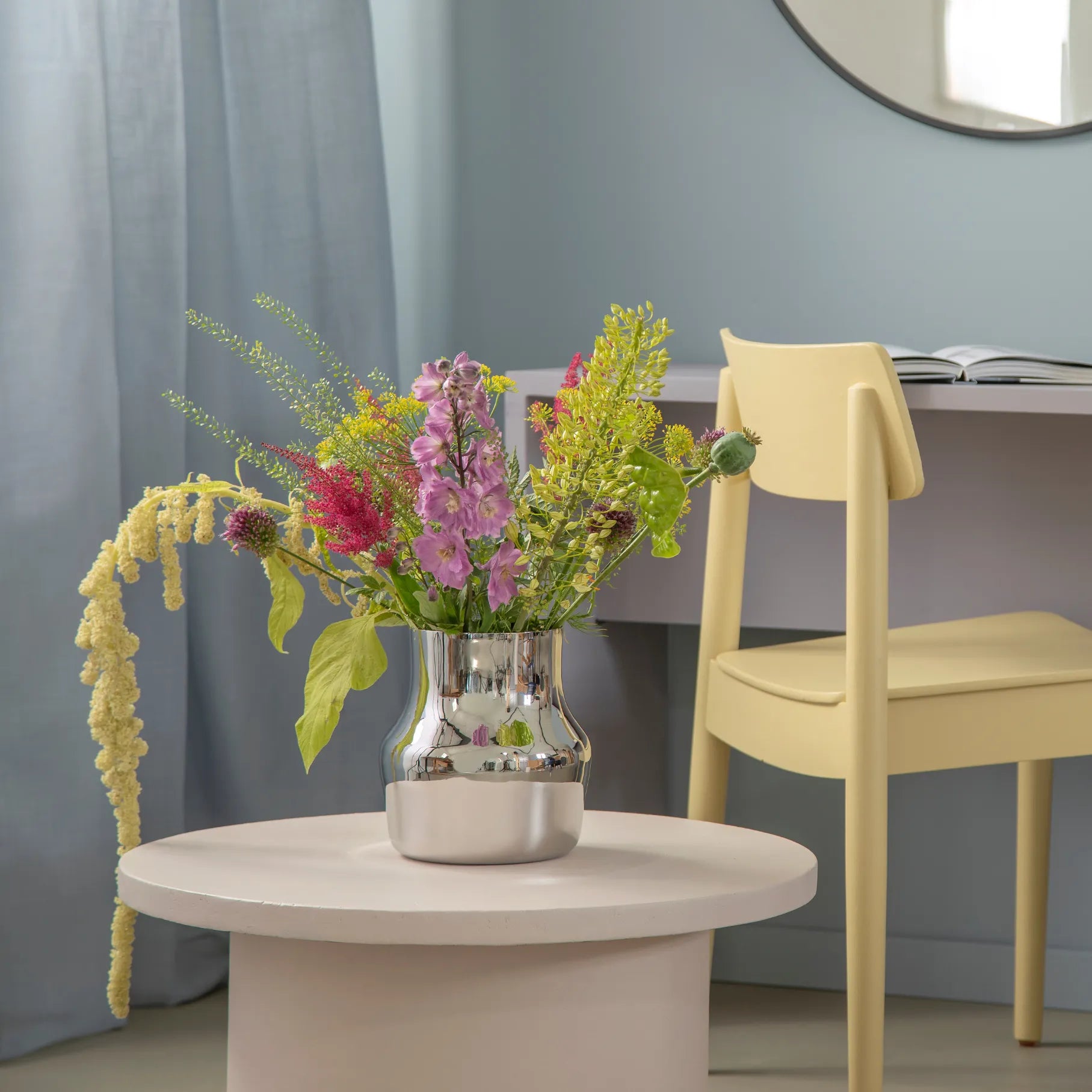 Dorotea Polished Steel Vase L