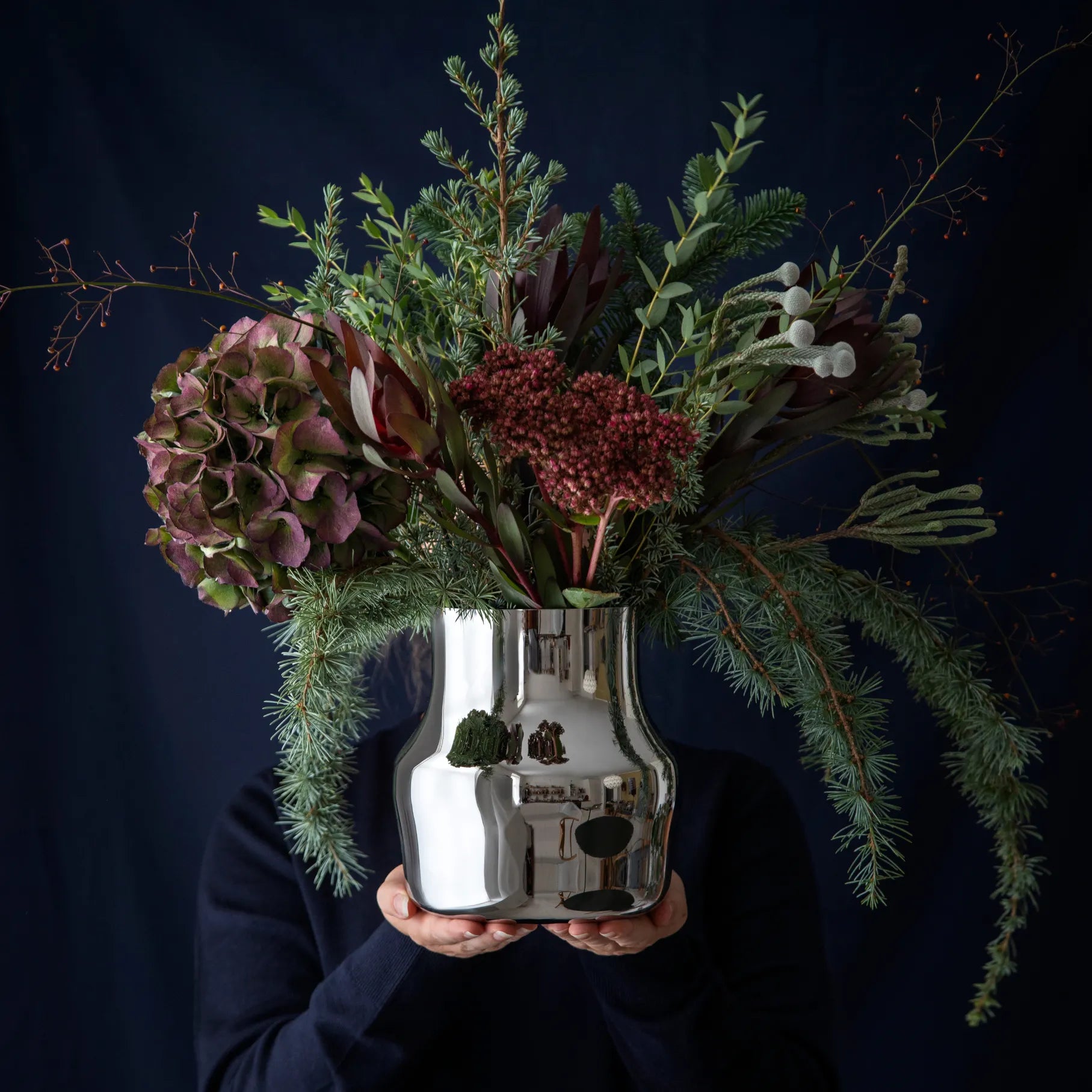Dorotea Polished Steel Vase L