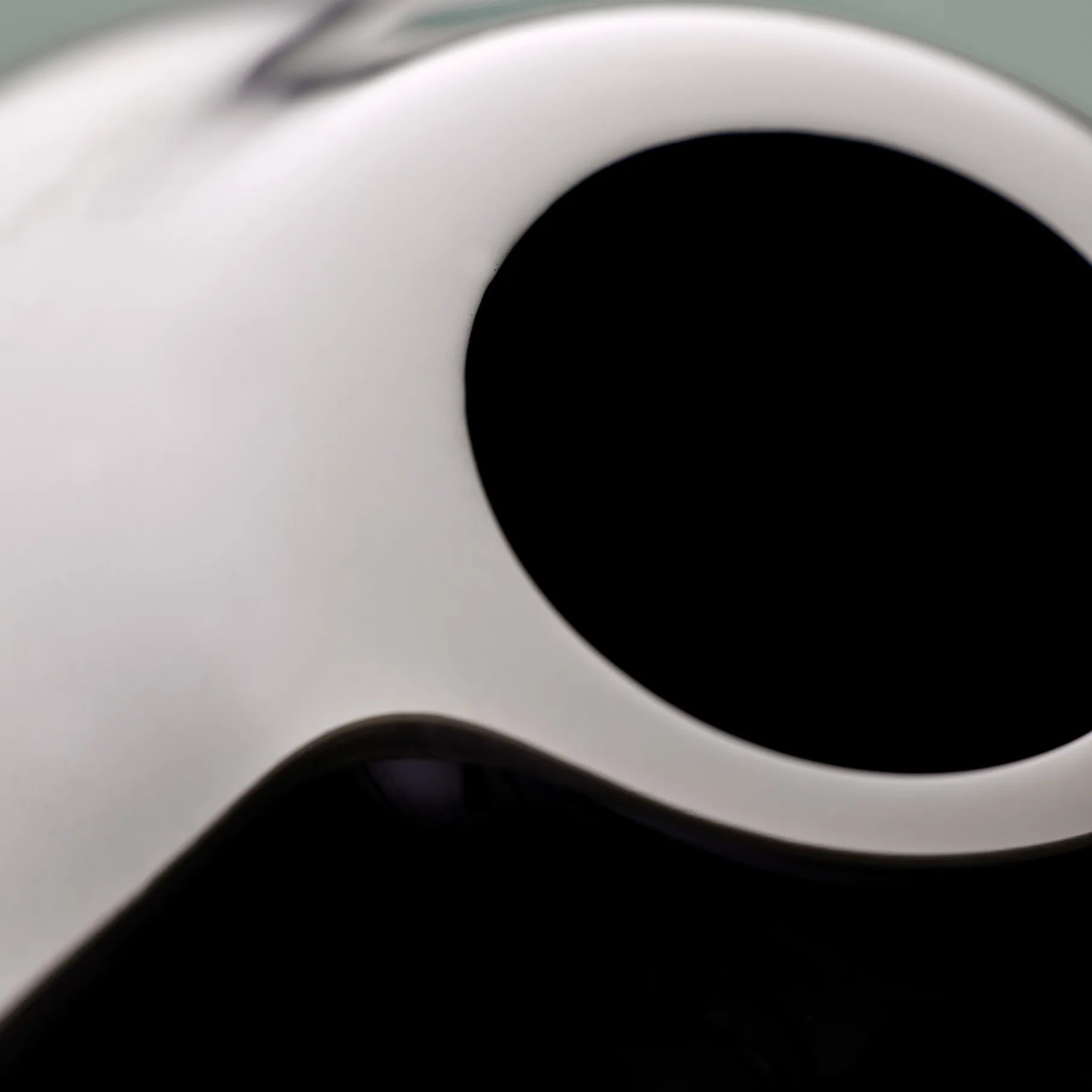 Dorotea Polished Steel Vase S