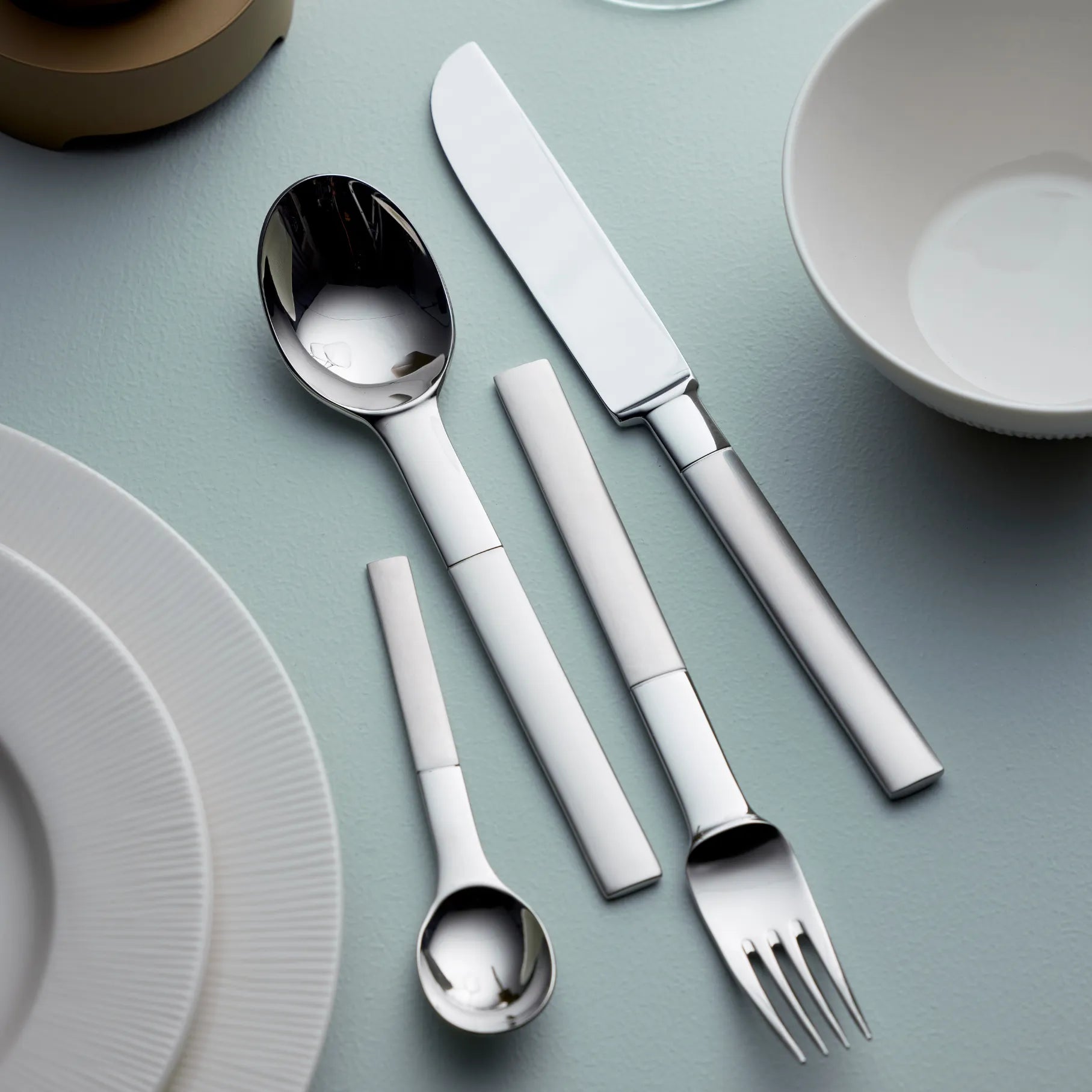Nobel 20-Piece Cutlery Set